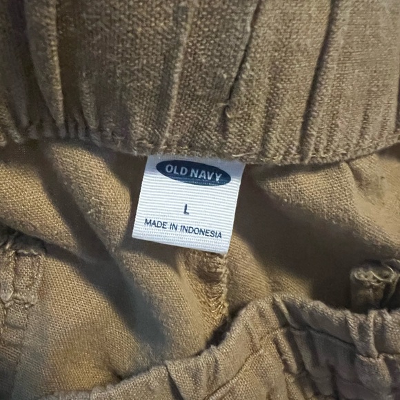 Old Navy Women's Tan Linen Shorts - Picture 3 of 5